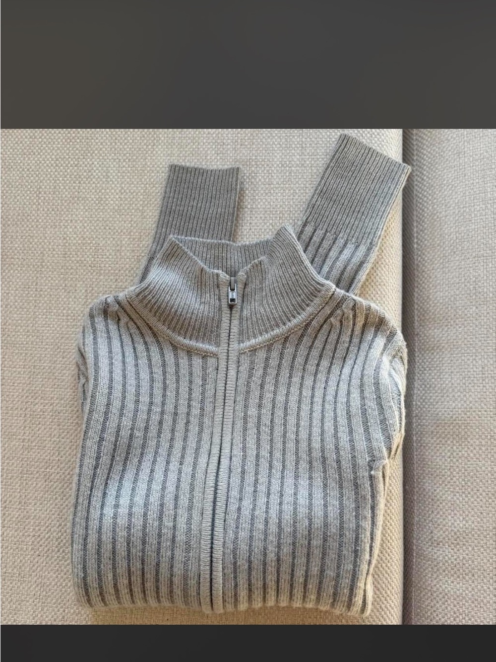 H&M Light Gray Ribbed Zip-Up Cardigan